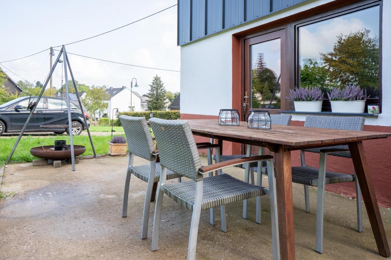Ferienhaus Schneifel Auw bei Prum Exterior foto
